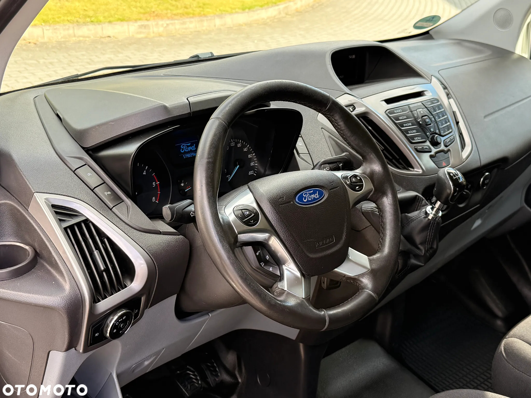 Ford Transit Custom 310 L2H1 PKW VA Trend - 25