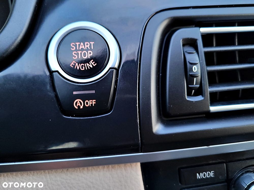 BMW Seria 5 520d Luxury Line - 27