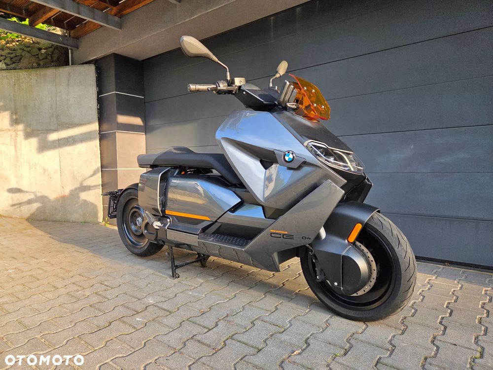BMW CE 04 - 1