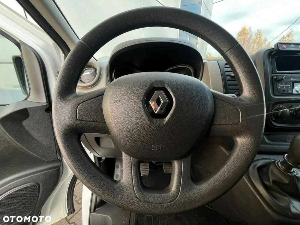 Renault Trafic - 22