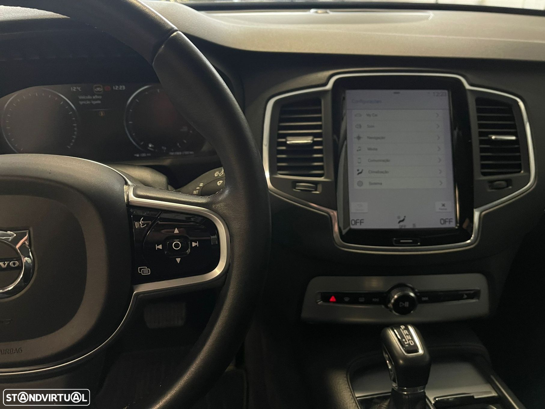 Volvo XC 90 2.0 D4 Momentum - 14