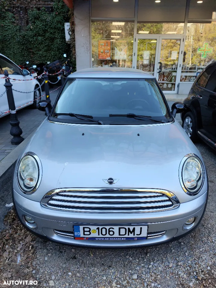Mini Cooper One - 3