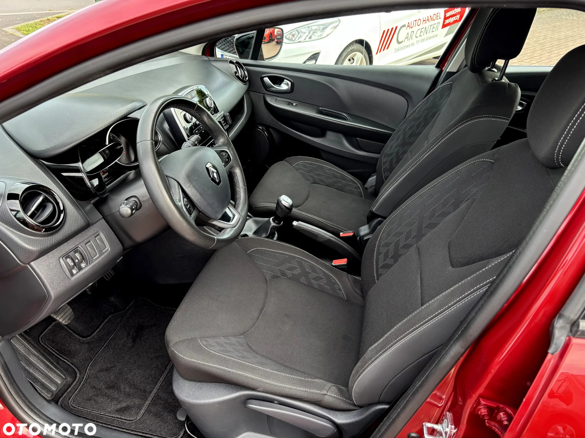 Renault Clio 1.2 16V Limited - 12