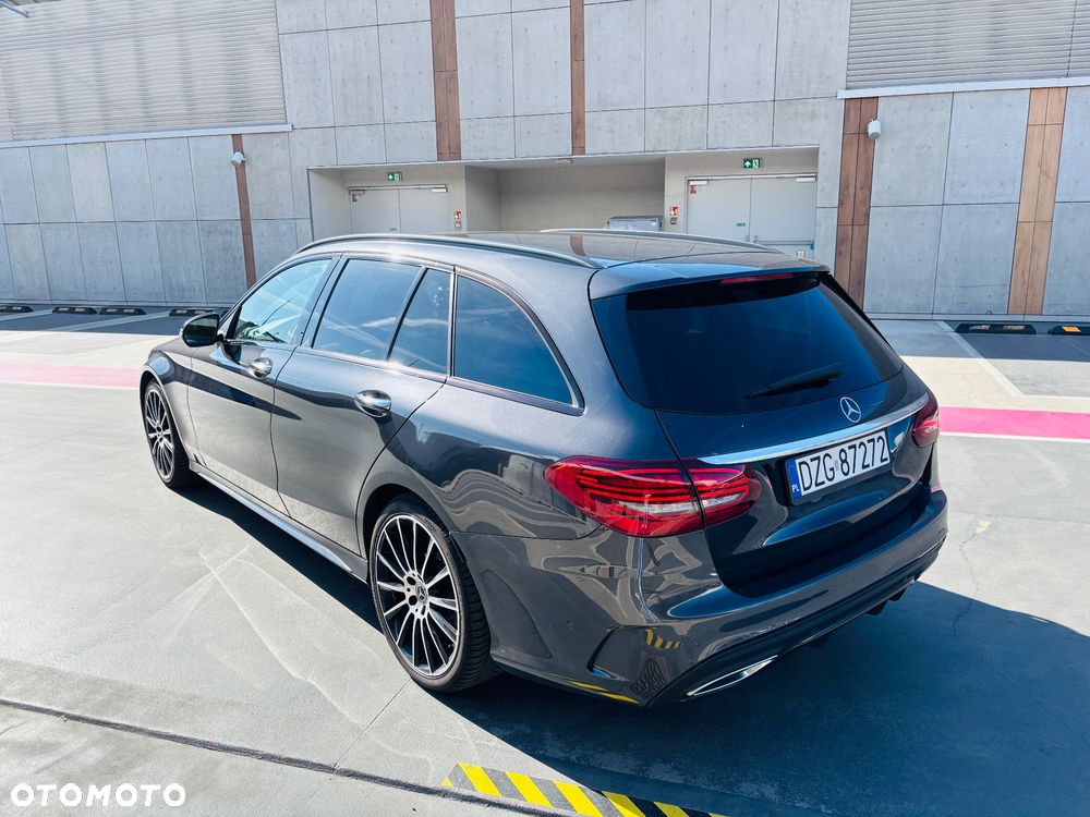 Mercedes-Benz Klasa C 300 d 4MATIC 9G-TRONIC - 9