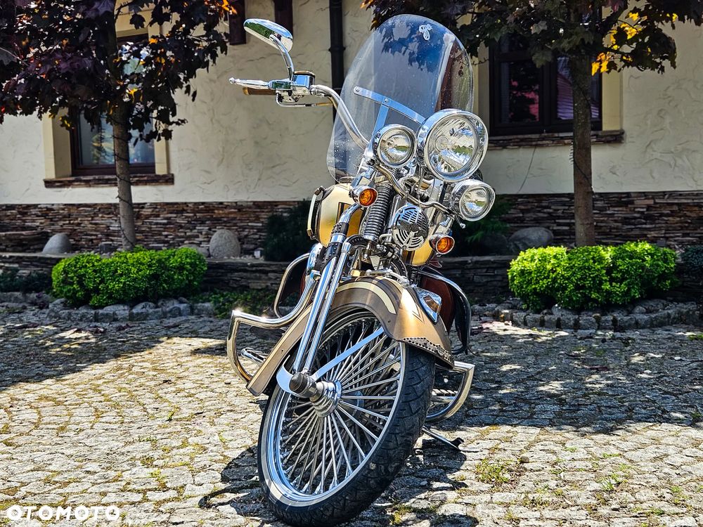 Harley-Davidson Softail Heritage Classic - 20