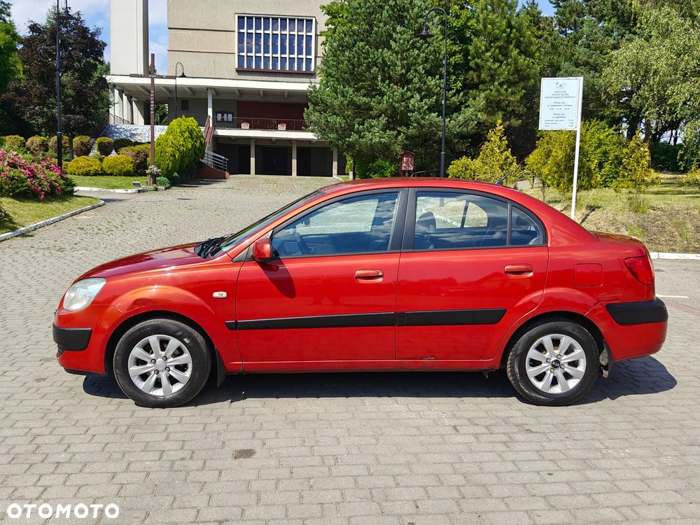 Kia Rio 1.4 Comfort - 5