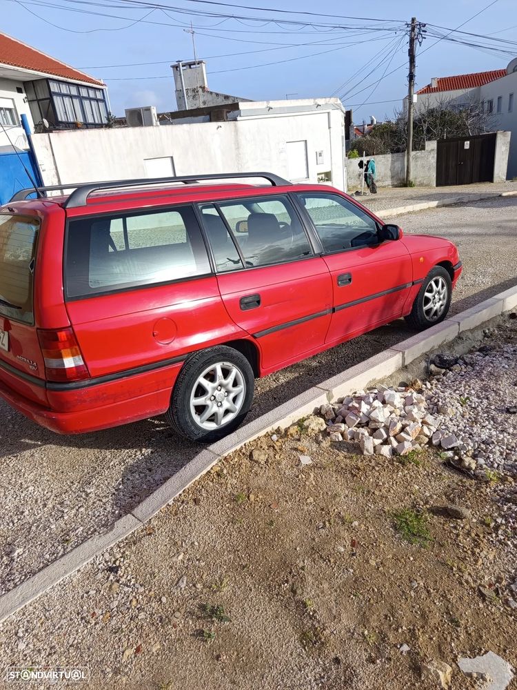 Opel Astra Caravan 1.4i 16V Sport - 14