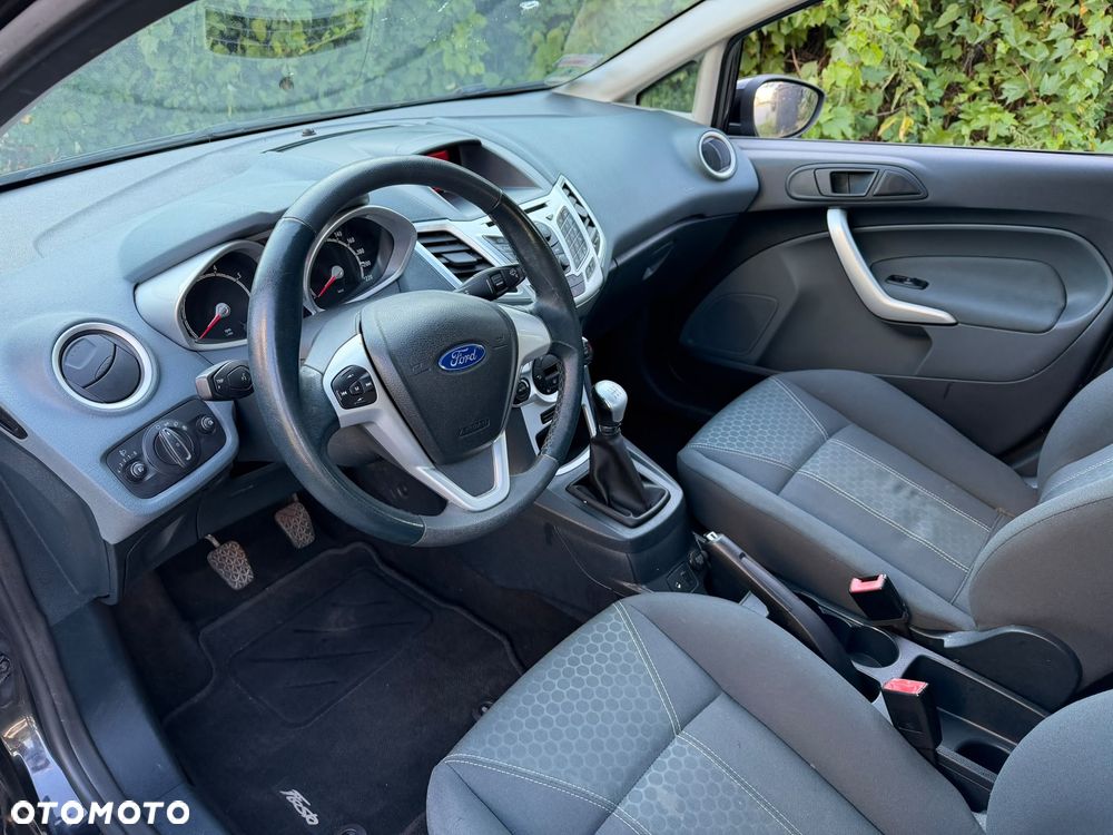 Ford Fiesta 1.25 Titanium - 11