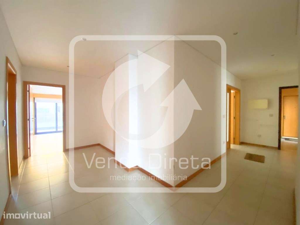 Espaçoso T3 com 233 m² | Garagem e arrecadação | Urbanização Vila S... - Grande imagem: 3/20