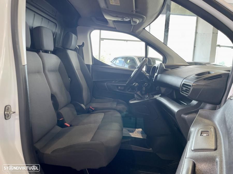 Toyota Proace City 1.5D L1 Comfort 3 Lugares c/IVA DEDUTÍVEL - 17