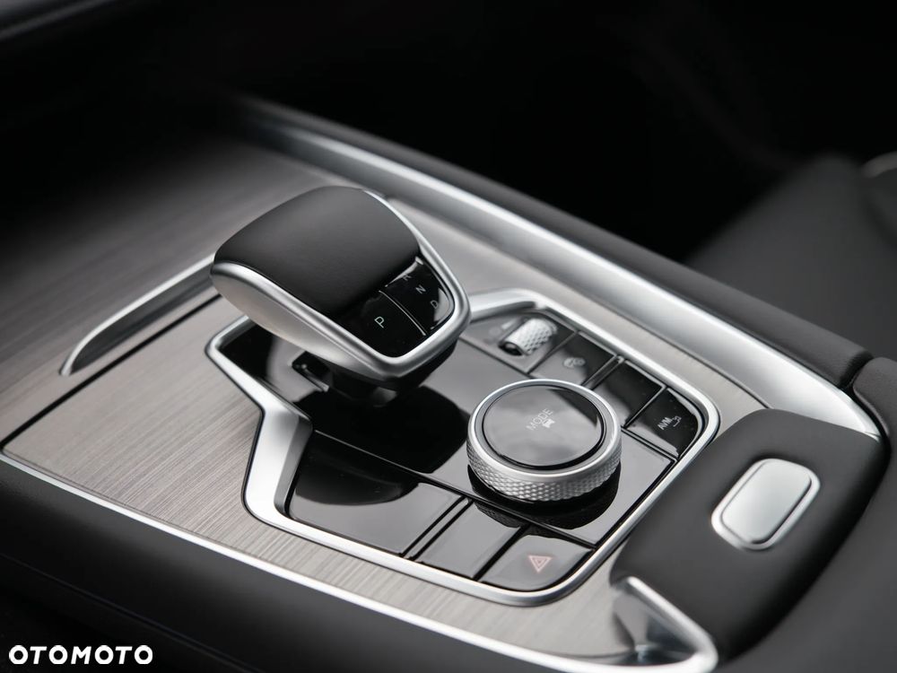 Chery Tiggo 7 1.5 HEV Premium DCT - 23