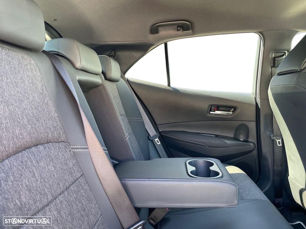 Toyota Corolla 1.8 Hybrid Comfort Plus - 8