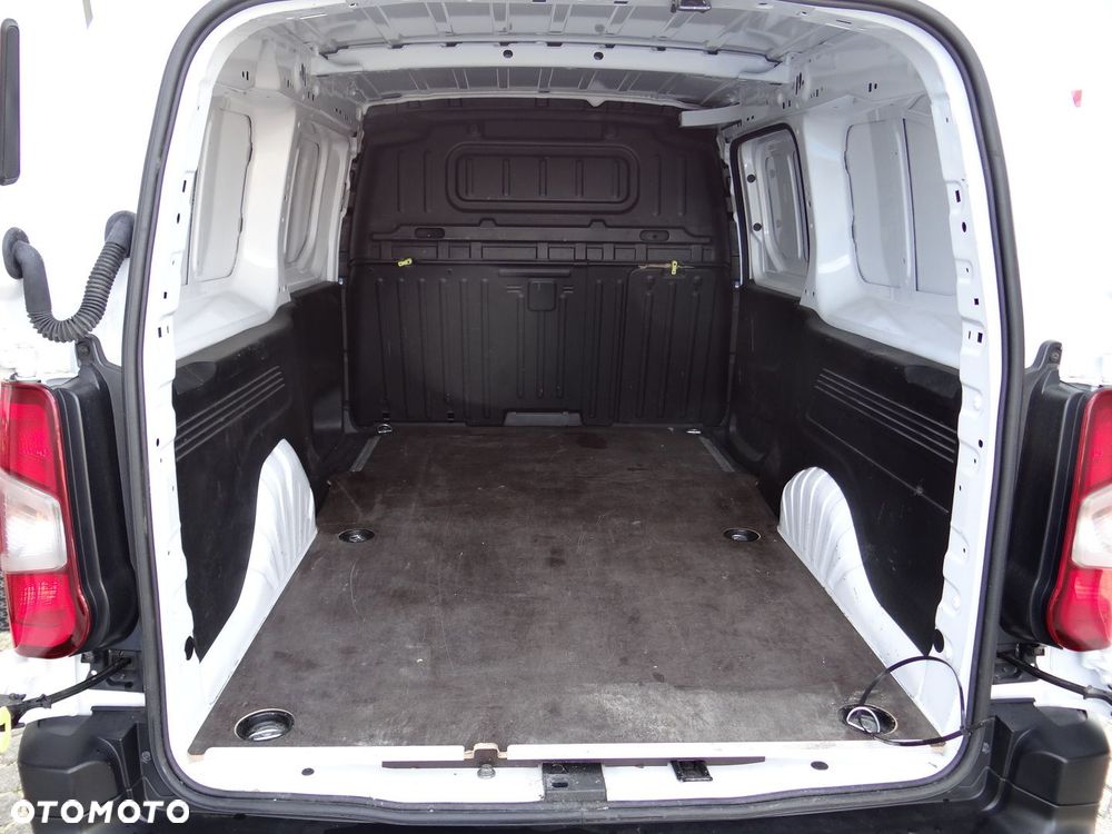 Opel Combo - 9
