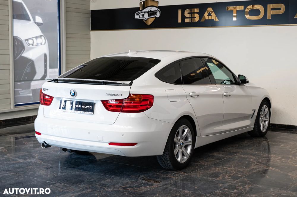 BMW Seria 3 320d Sport-Aut. - 4