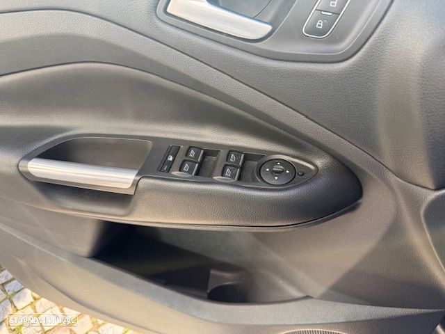 Ford Kuga 1.5 TDCi ST-Line Limited Edition - 11