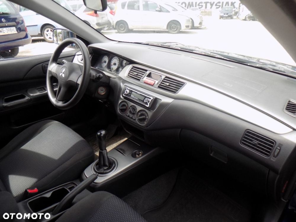 Mitsubishi Lancer - 6