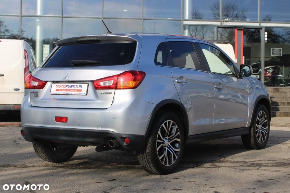 Mitsubishi ASX - 5