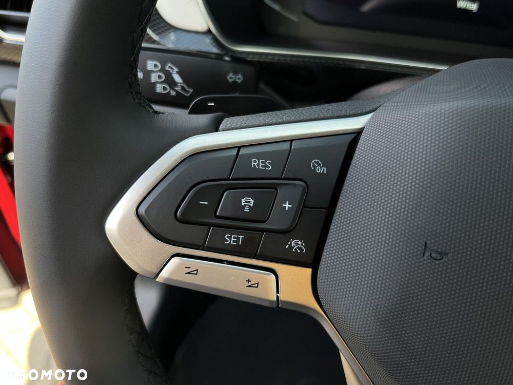 Volkswagen T-Cross - 28