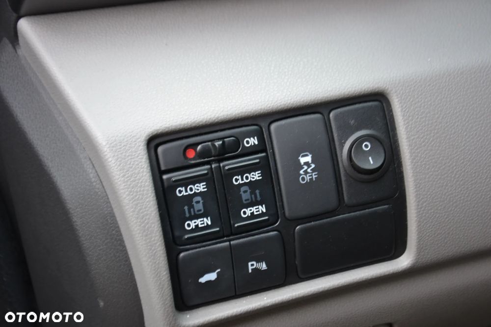 Honda Odyssey 3.5 EX - 16