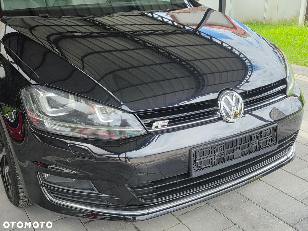 Volkswagen Golf - 5