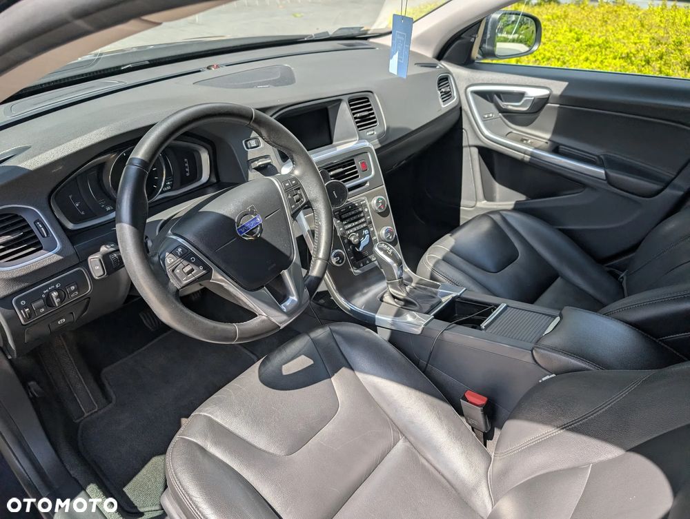 Volvo S60 D4 Drive-E Summum - 8
