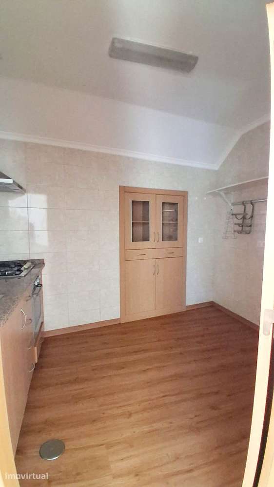 Apartamento T2 na Figueira da Foz (junto à praia) - Grande imagem: 2/9