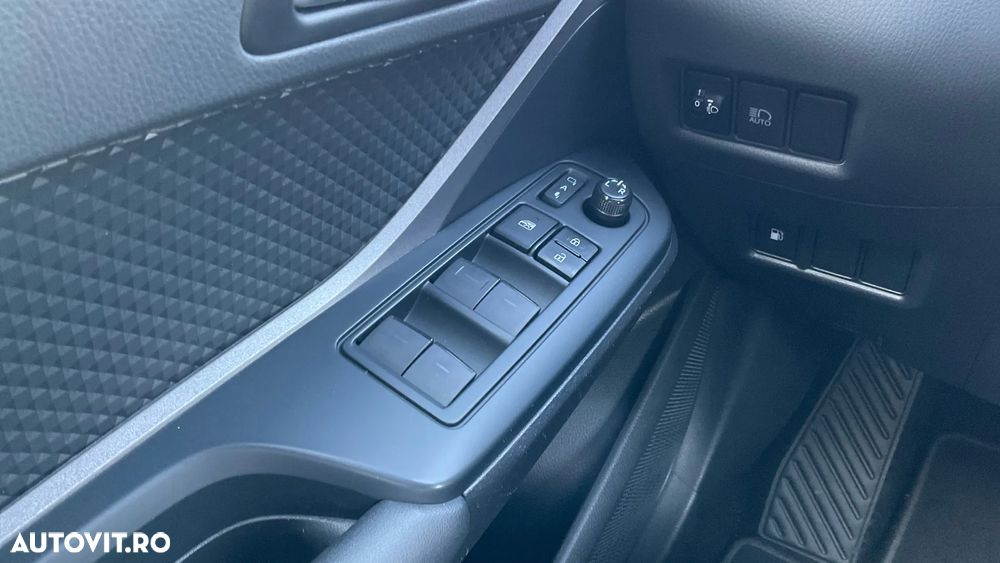 Toyota C-HR 1.8 HSD 122 CP 4x2 CVT Core - 33