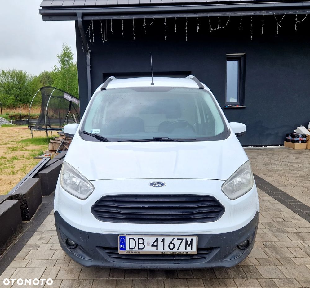 Ford transit courier - 6