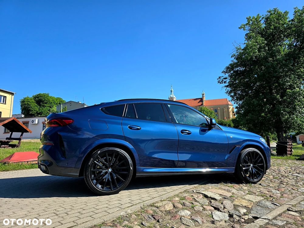 BMW X6 xDrive40d mHEV - 34
