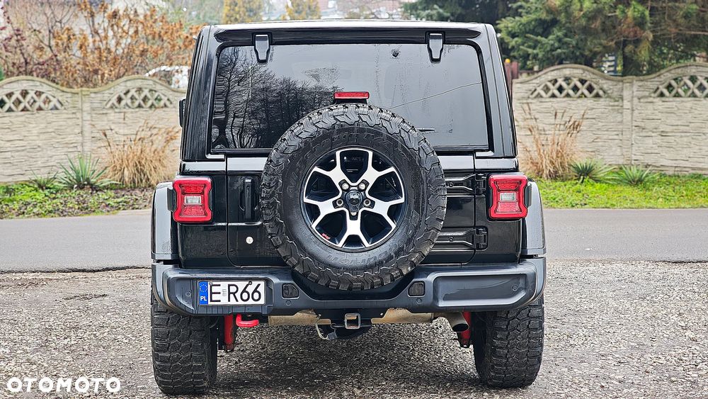 Jeep Wrangler - 8