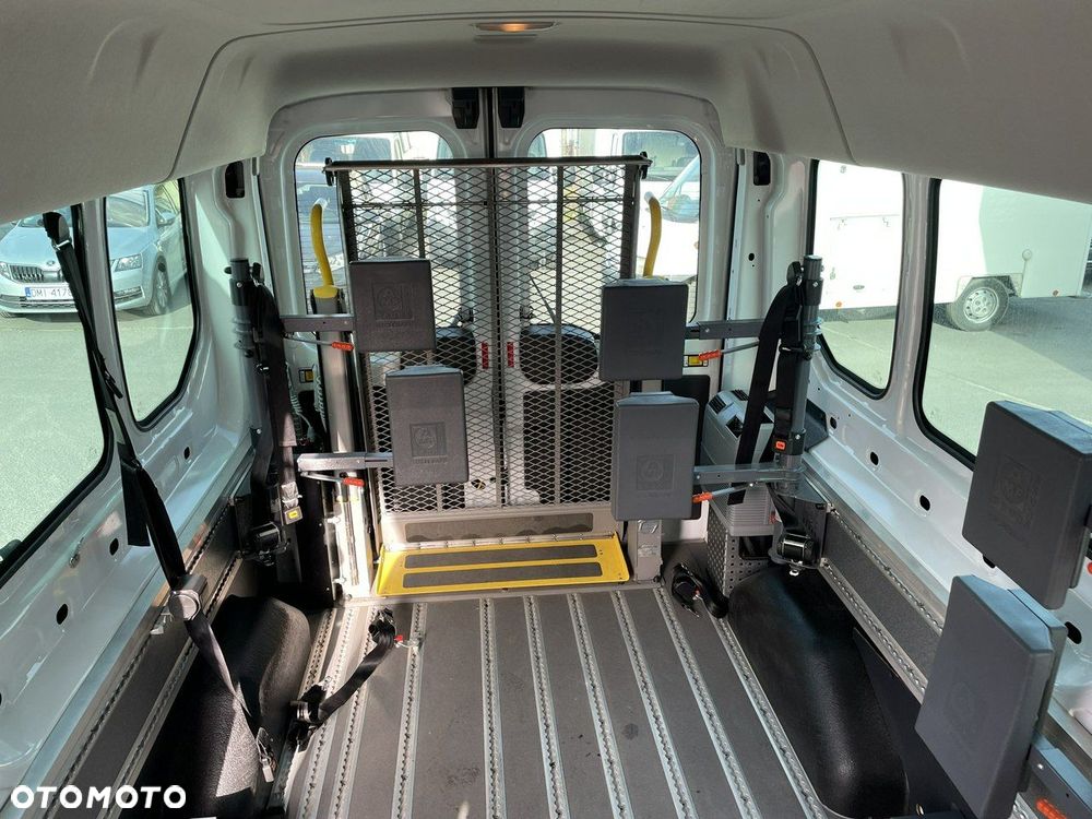 Ford Transit - 17