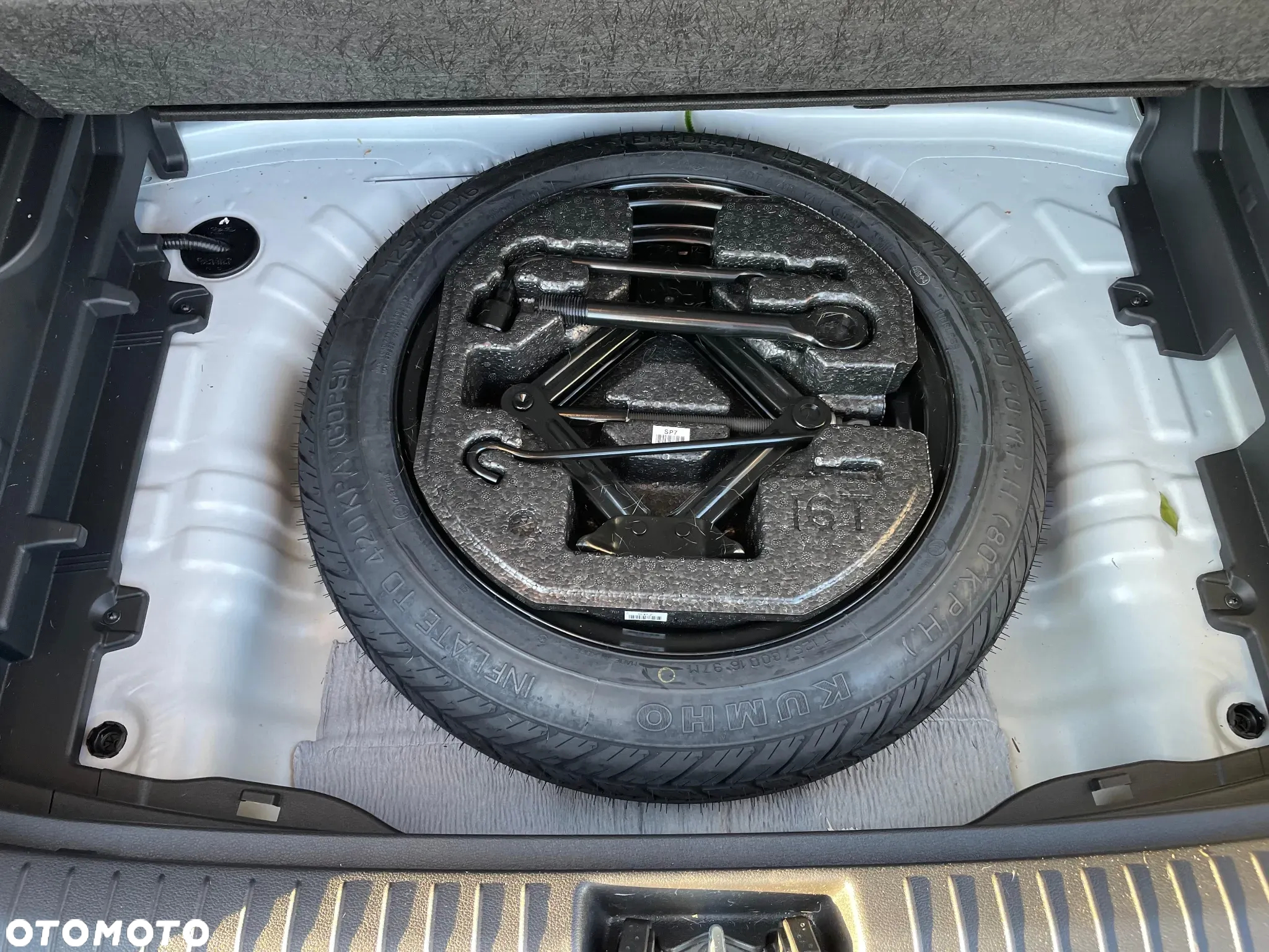 Hyundai Kona - 10
