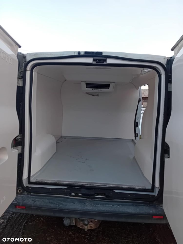 Renault TRAFIC - 11
