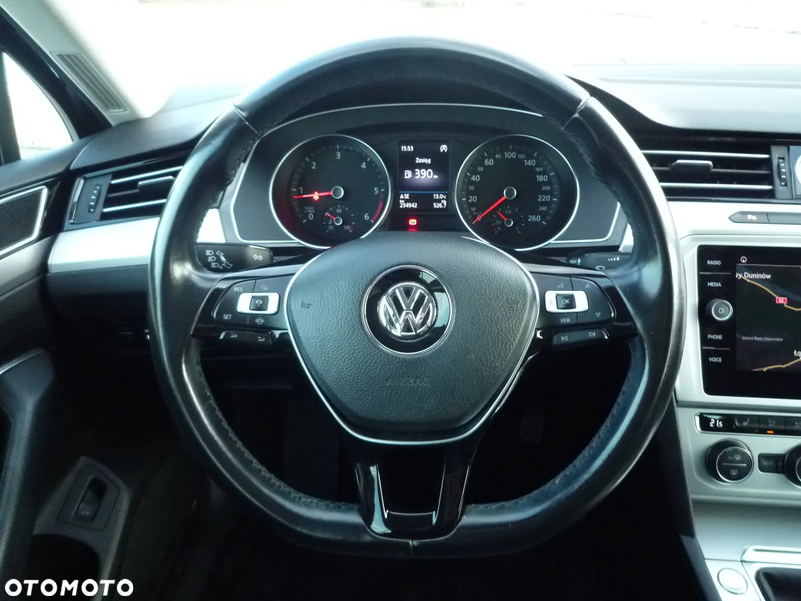 Volkswagen Passat 2.0 TDI BMT Trendline - 11