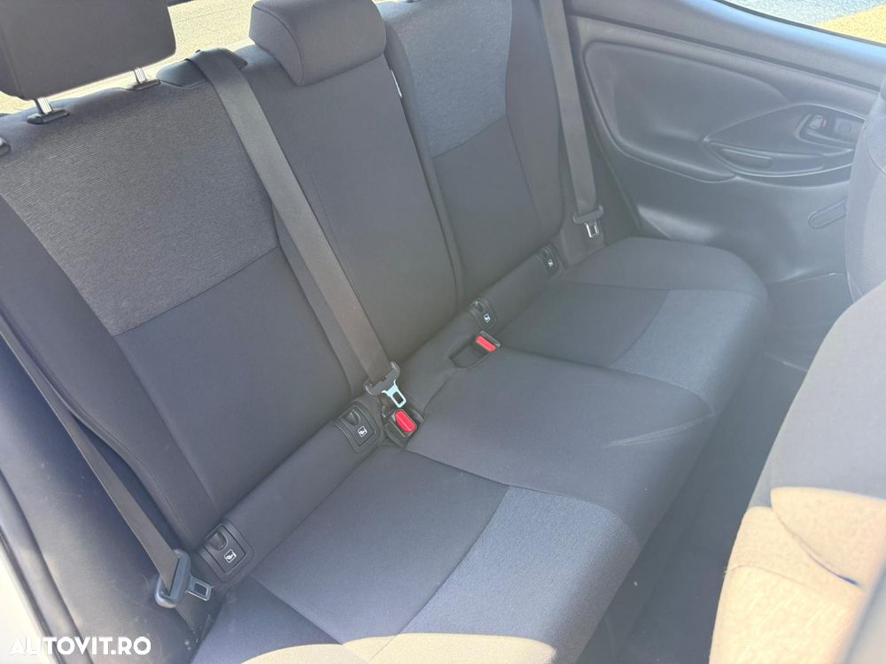 Toyota Yaris - 19