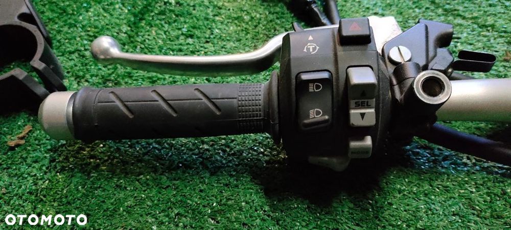 HONDA CB1000R SC80 LAGI laga półka dolna Felga Kierownica przełacznik - 14