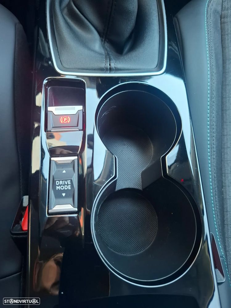 Peugeot 208 PureTech 100 Allure Pack - 22