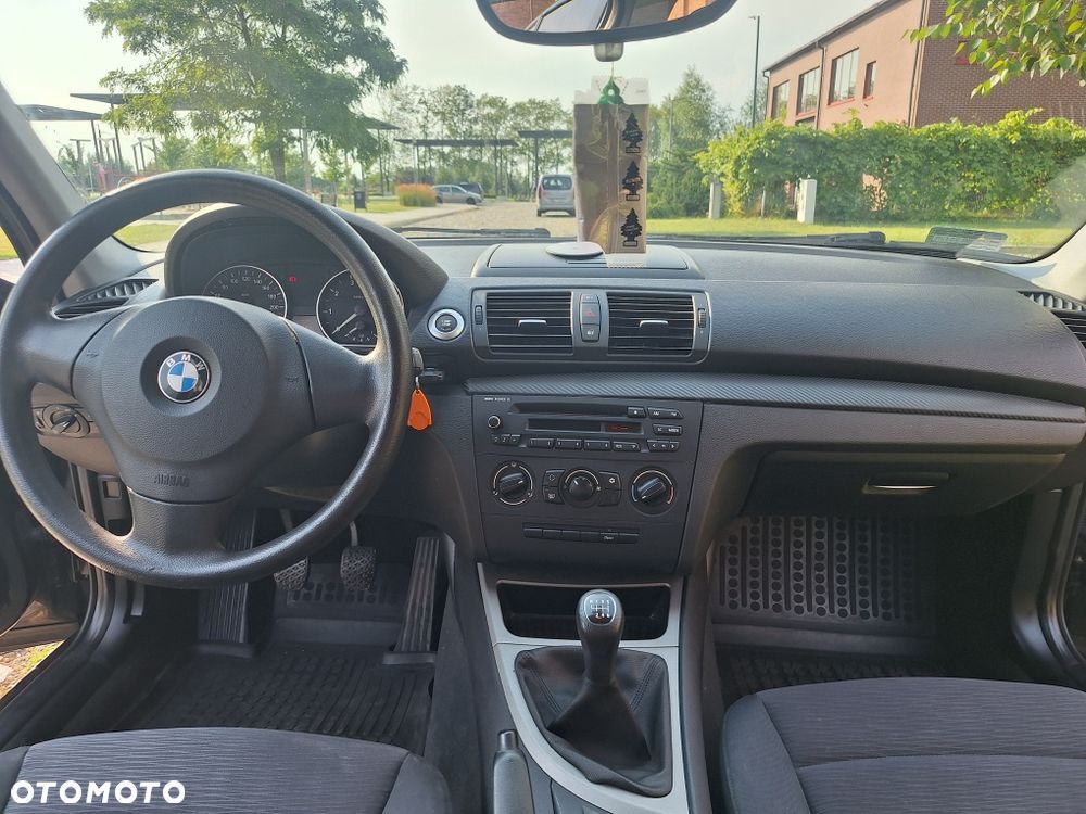 BMW Seria 1 - 8