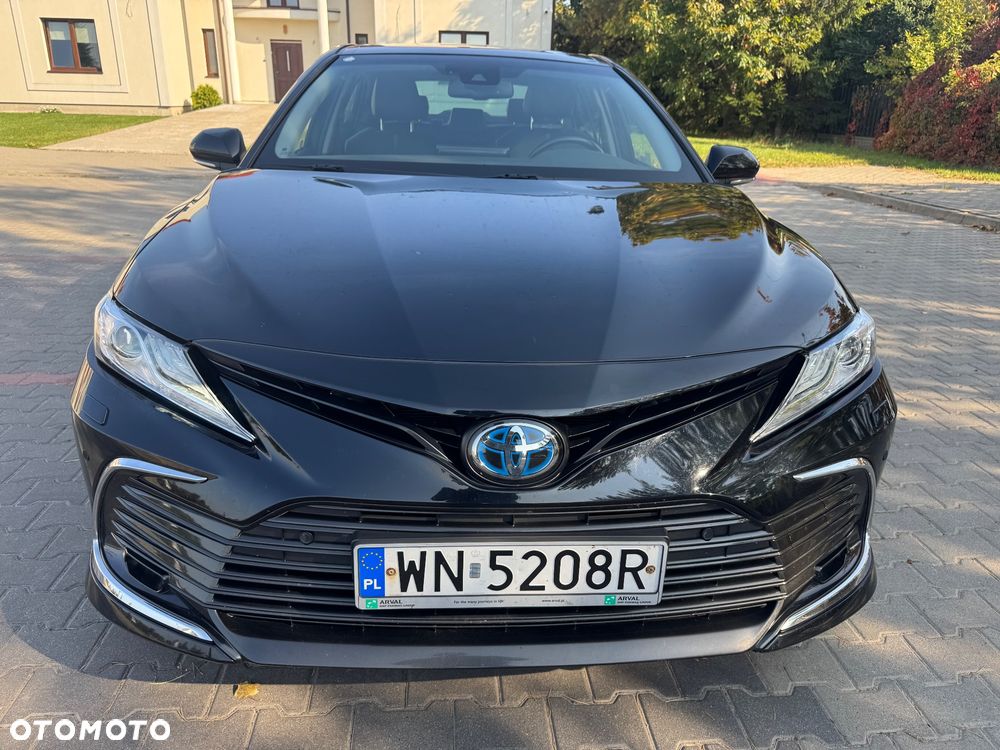 Toyota Camry 2.5 Hybrid Executive CVT - 2