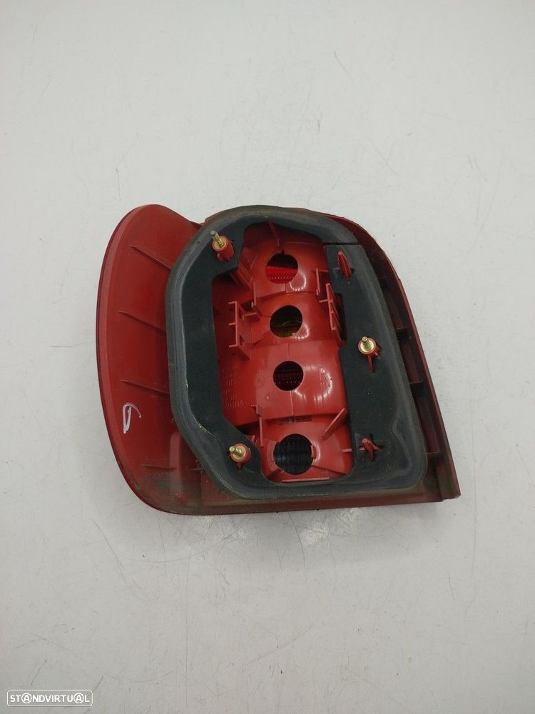 Farolim Stop Dto Volkswagen Polo (6N) - 3