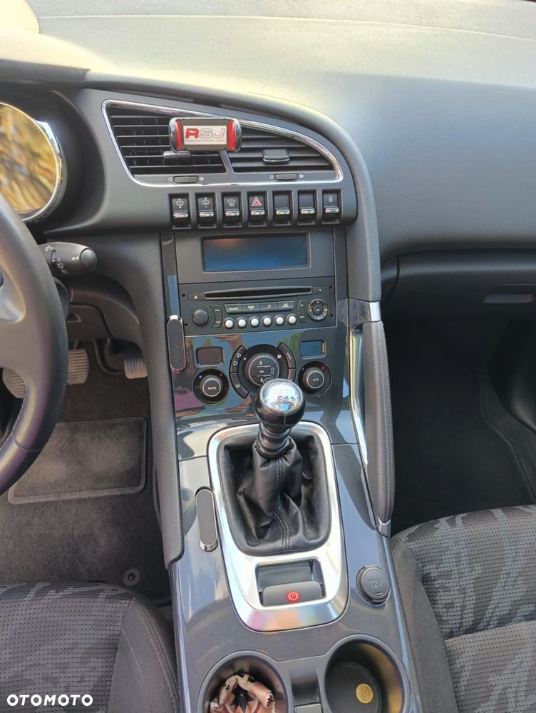 Peugeot 3008 2.0 HDi Allure - 27