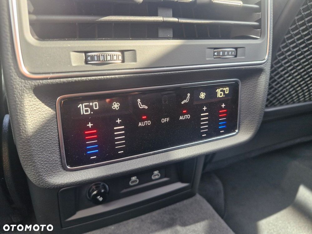 Audi Q7 - 15