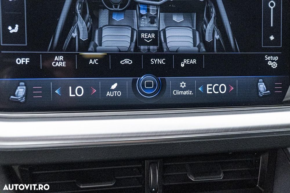 Volkswagen Touareg V6 TDI 4MOTION Elegance - 19