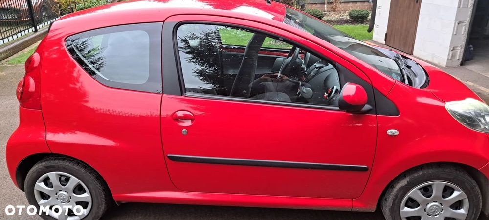 Peugeot 107 1.0 U Move - 3