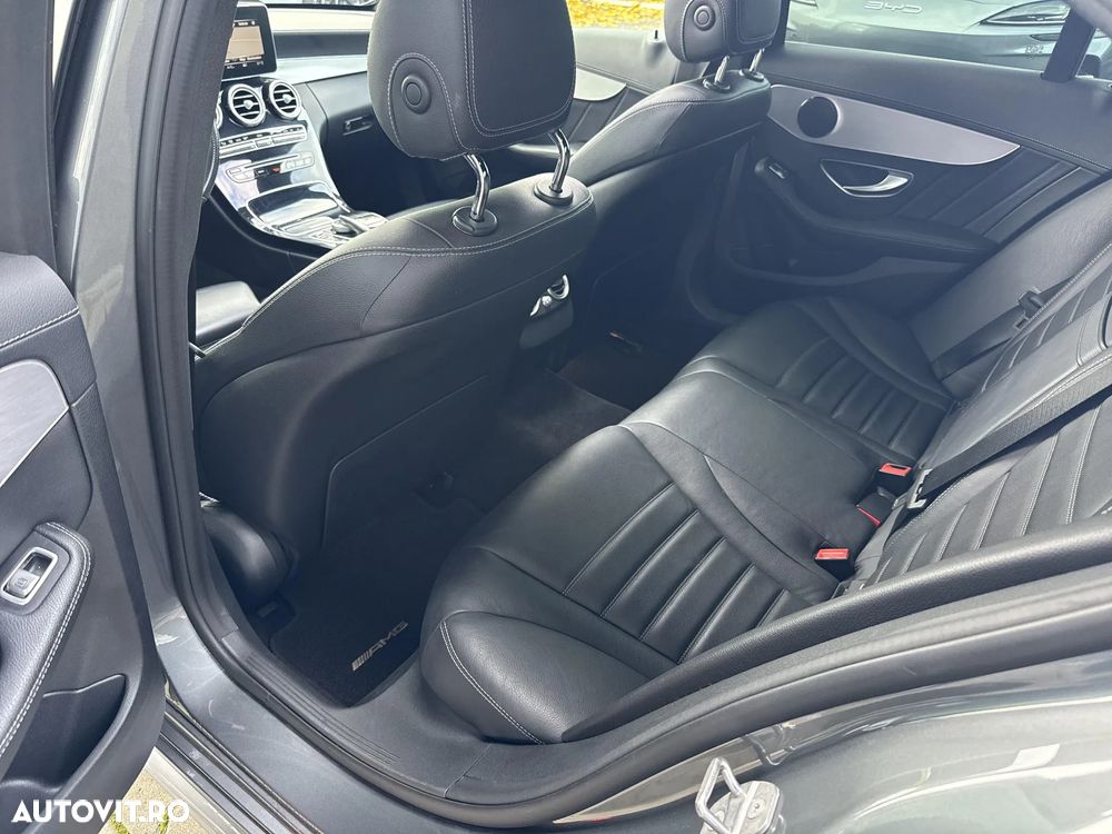 Mercedes-Benz C - 18