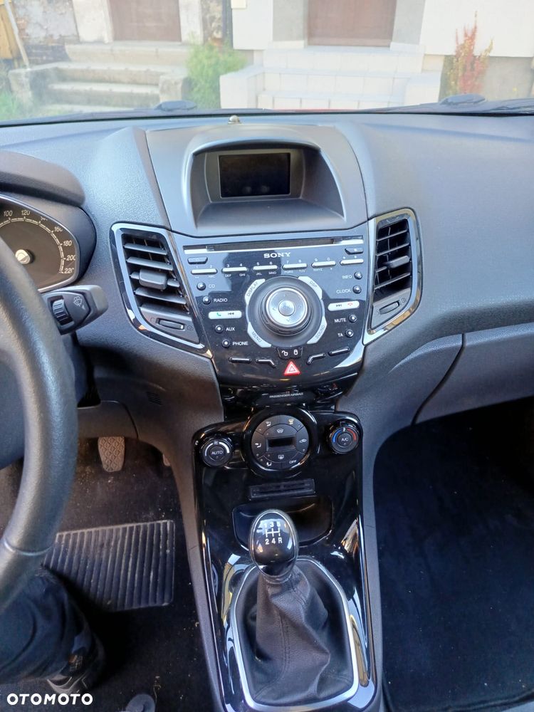 Ford Fiesta - 14
