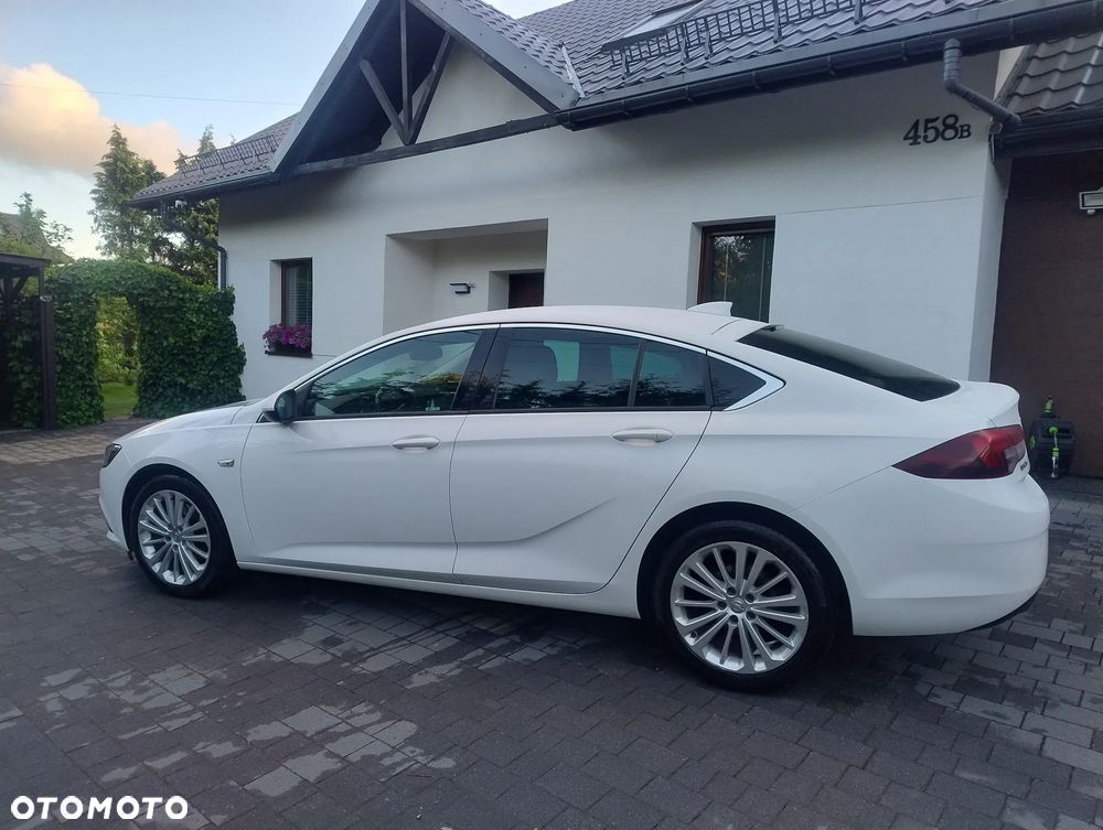 Opel Insignia 2.0 - 6