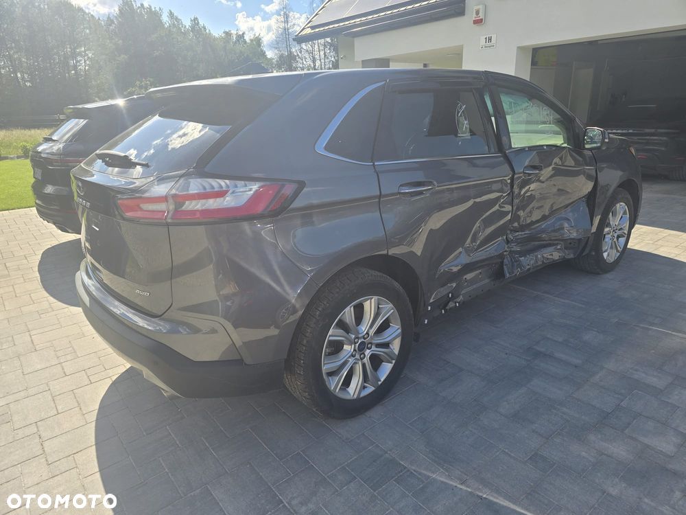 Ford Edge - 4