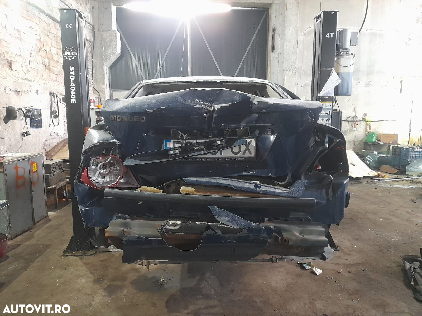 Plansa bord Ford Mondeo MK3 [2000 - 2003] 2.0 tddi d5ba - 9
