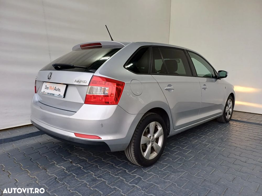 Skoda RAPID 1.2 TSI Ambition - 17